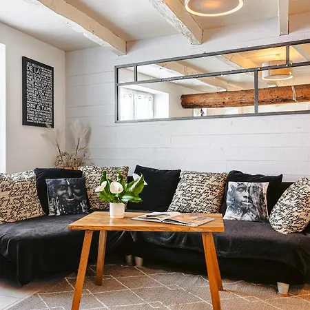 Maison De Hyper Centre *