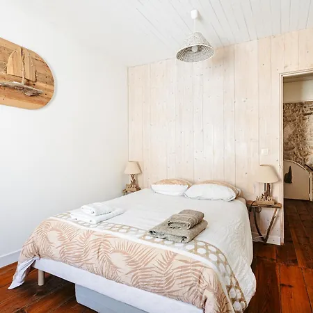 Feriehus Maison De Hyper Centre Sainte-Marie-de-Ré