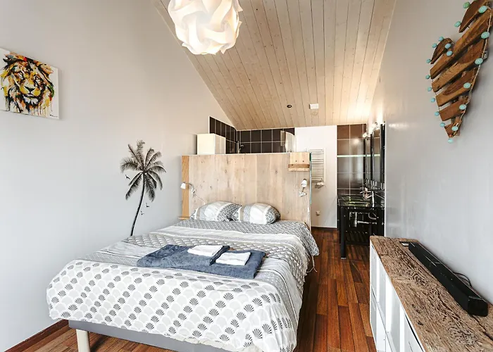 Maison De Hyper Centre * Sainte-Marie-de-Ré