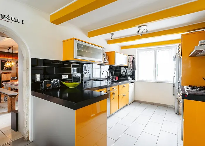 Maison De Hyper Centre * Sainte-Marie-de-Ré