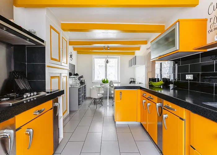 Maison De Hyper Centre * Sainte-Marie-de-Ré