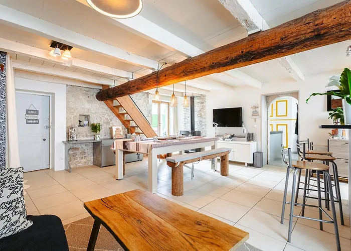 Maison De Hyper Centre * Sainte-Marie-de-Ré